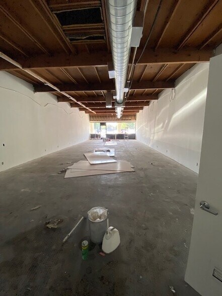 More Photos Of 6875-6901 La Palma Ave, Buena Park Freestanding For Lease