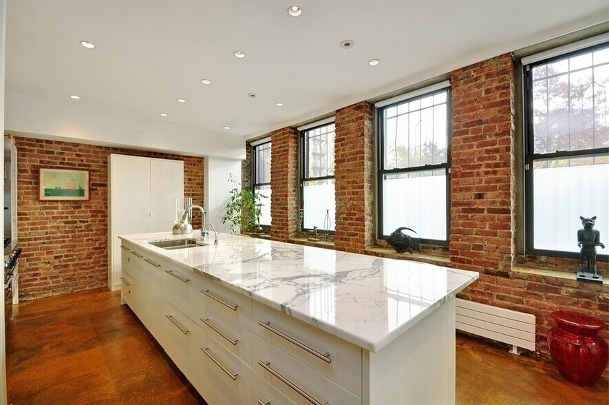 More Photos Of 180 S 4th St, Brooklyn Multifamily For Sale
