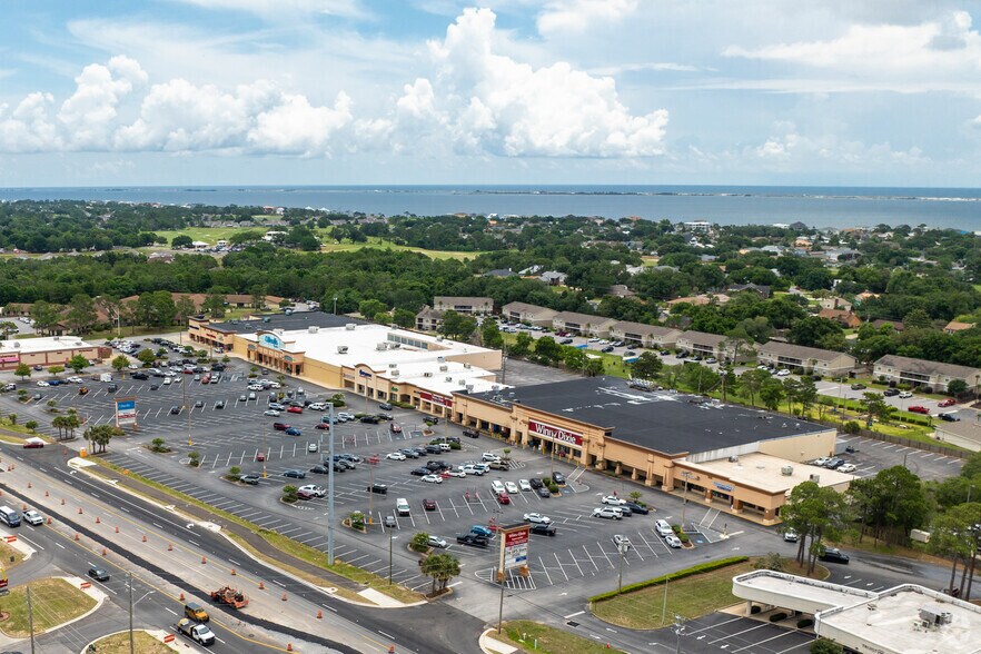 More Photos Of 3303-3371 Gulf Breeze Pky, Gulf Breeze Storefront For Lease