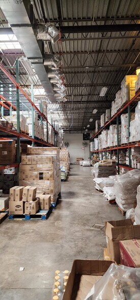 More Photos Of 226-262 Prestige Park Rd, East Hartford Light Distribution For Lease