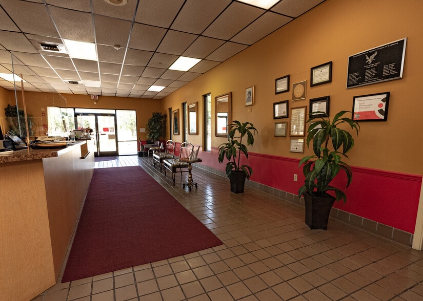 More Photos Of 8190 Pensacola Blvd, Pensacola Specialty For Sale