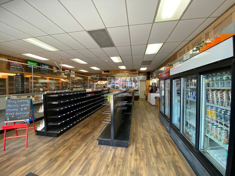 More Photos Of 64 Bank St, New Milford Storefront Retail Office For Lease