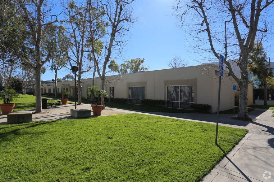 More Photos Of 19732 MacArthur Blvd, Irvine Office For Lease