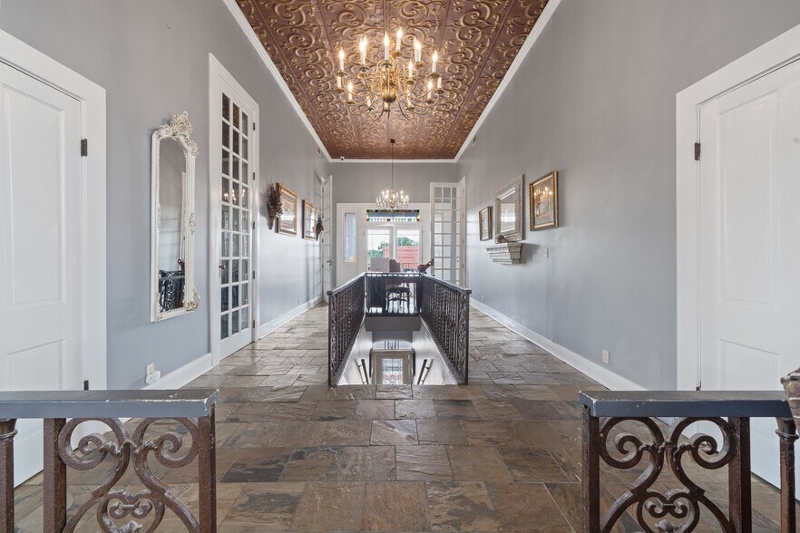 More Photos Of 117 N Jefferson Ave, Eatonton Storefront For Sale