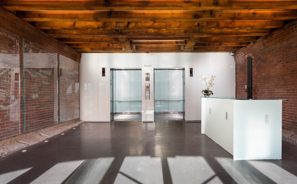 More Photos Of 66 Long Wharf, Boston Office For Lease