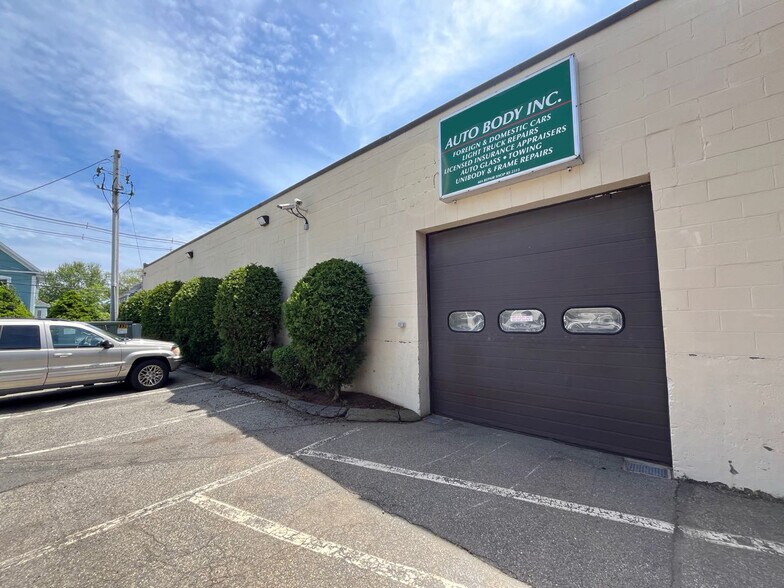 More Photos Of 15 Water St, Danvers Industrial For Lease