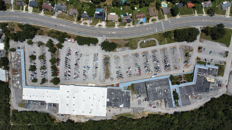 Primary Photo Of 1200 Deltona Blvd, Deltona General Retail For Lease