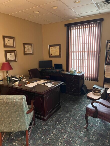 More Photos Of 2601 Chicago St, Valparaiso Loft Creative Space For Sale