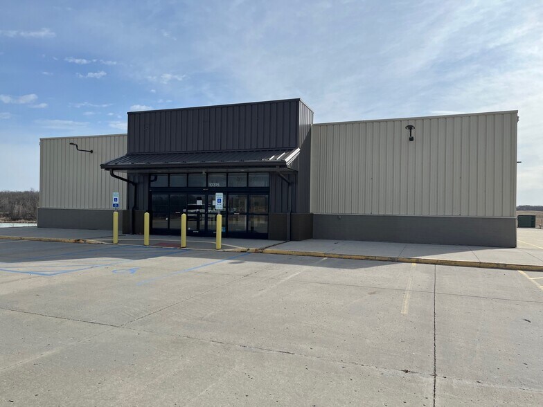 Primary Photo Of 10315 County Highway 5, Pelican Rapids Freestanding For Lease