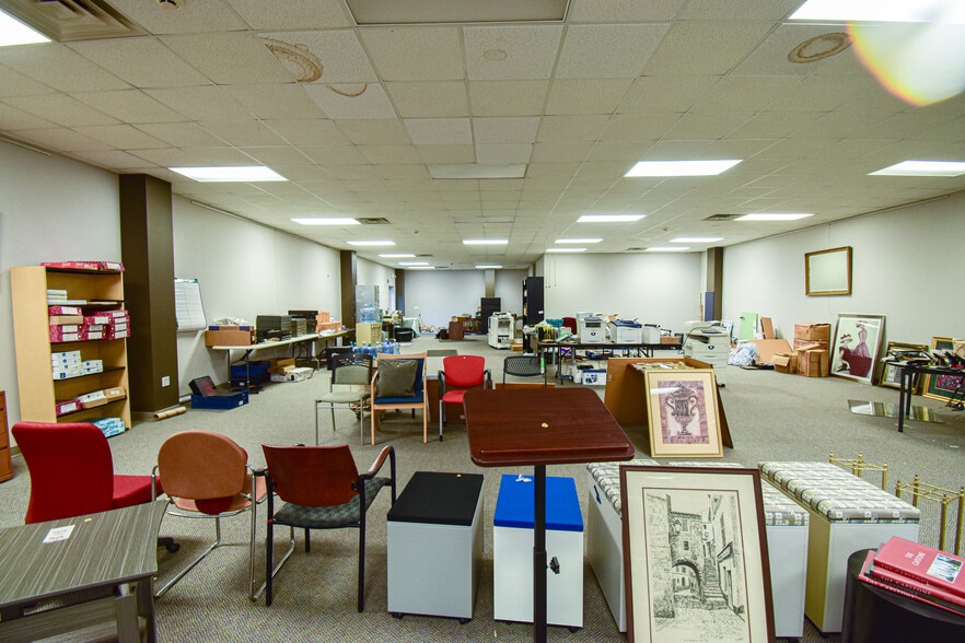 More Photos Of , Tuscaloosa Unknown For Sale