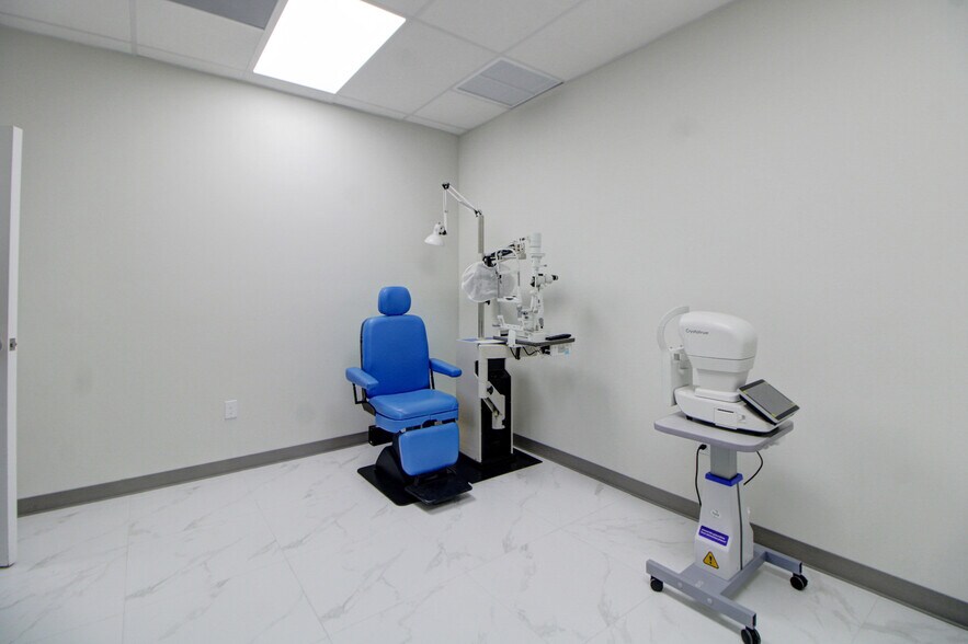 More Photos Of 304 N Krome Ave, Homestead Medical For Lease