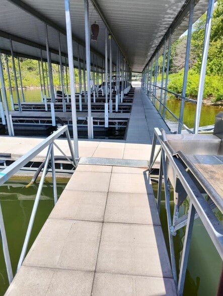 More Photos Of Lake Road 254-15, Wheatland Hotel For Sale