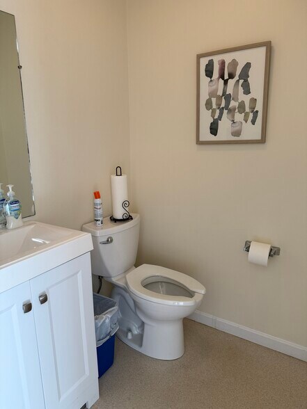 More Photos Of 434-440 Route 134, Dennis Medical For Sale