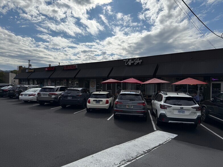 More Photos Of 4700 SW Scholls Ferry Rd, Portland Unknown For Lease