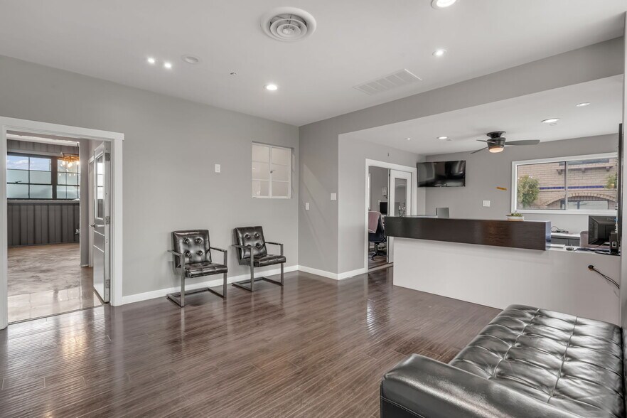 More Photos Of 2637 Saint Louis Ave, Signal Hill Warehouse For Sale