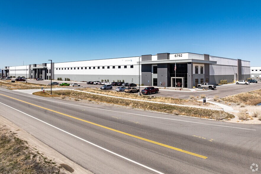 More Photos Of 6792 W 700 N, Salt Lake City Distribution For Lease