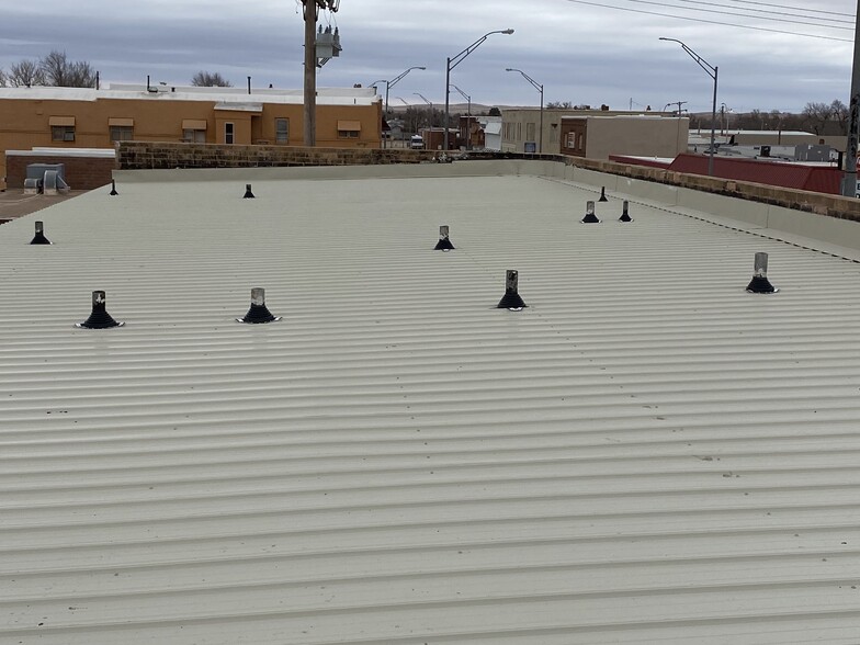 More Photos Of 202 S Hoy St, Buffalo Hotel For Sale