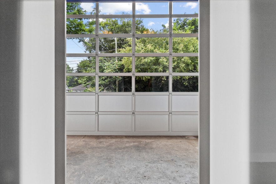 More Photos Of 650 Hamilton Ave SE, Atlanta Unknown For Lease