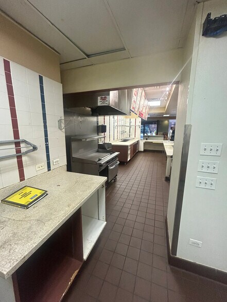 More Photos Of 205 W Randolph St, Chicago Office For Lease
