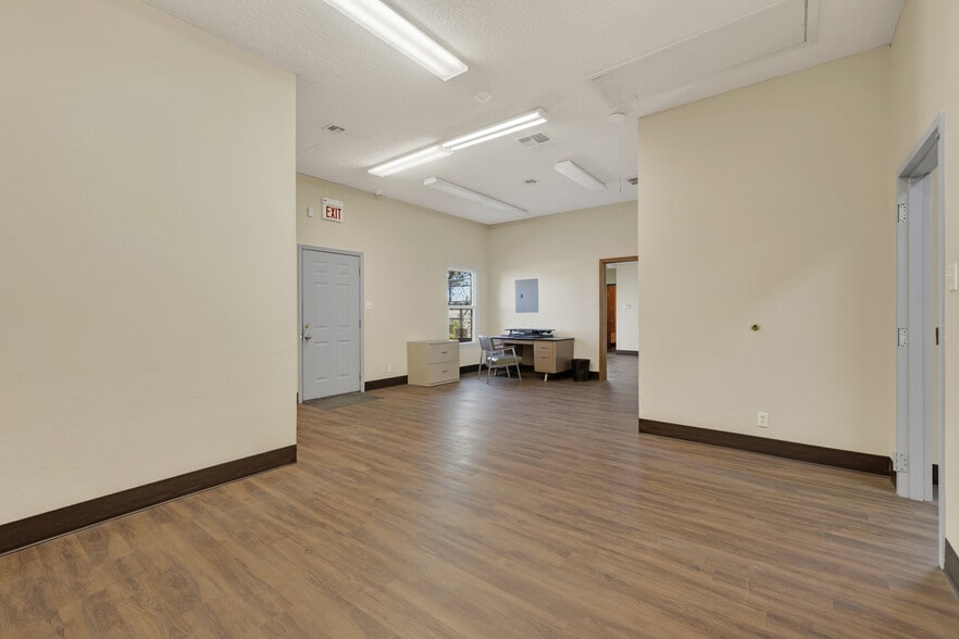 More Photos Of 3 Commercial Pl, Schertz Office For Lease