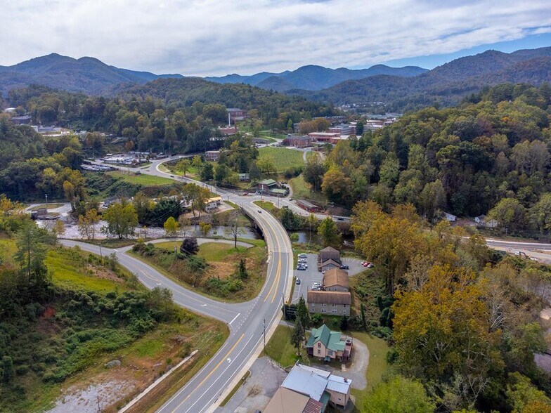 More Photos Of 3074 Old Cullowhee Rd, Cullowhee Apartments For Sale
