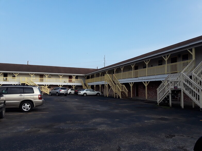 More Photos Of 2095 La Palma St, San Benito Apartments For Sale