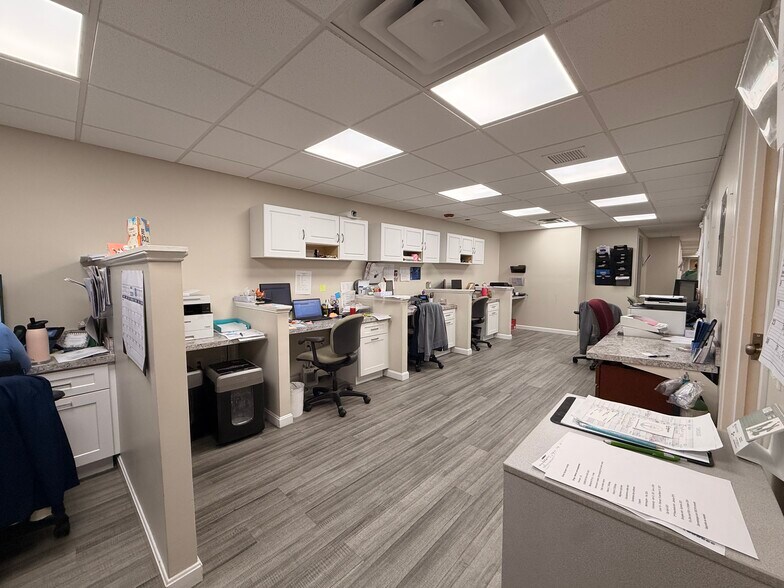 More Photos Of 333 School St, Pawtucket Medical For Sale