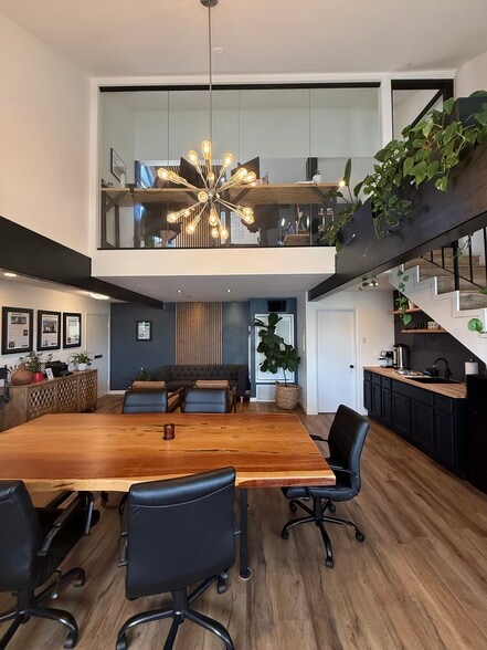 More Photos Of 2734 E Broadway, Long Beach Loft Creative Space For Sale