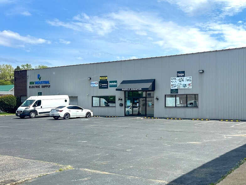 More Photos Of 302 E Locust St, Scranton Warehouse For Lease