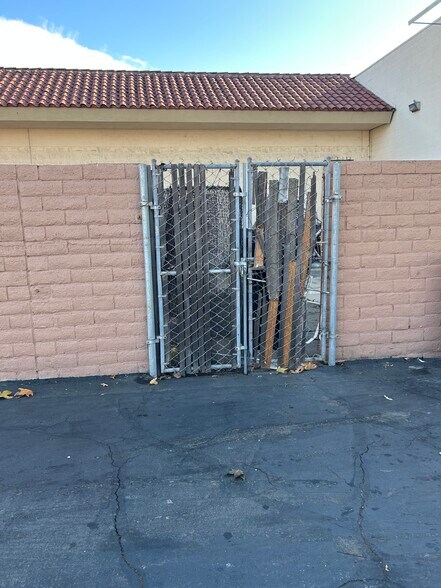 More Photos Of 32031 Camino Capistrano, Mission Viejo Contractor Storage Yard For Lease