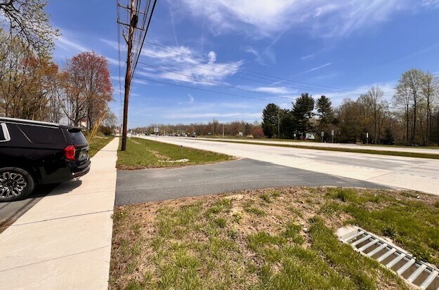 More Photos Of 1014 Elkton Rd, Newark Storefront Retail Office For Sale