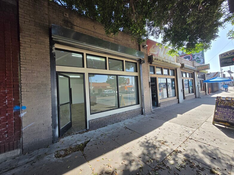 More Photos Of 1816-1822 S San Pedro St, Los Angeles Storefront For Lease