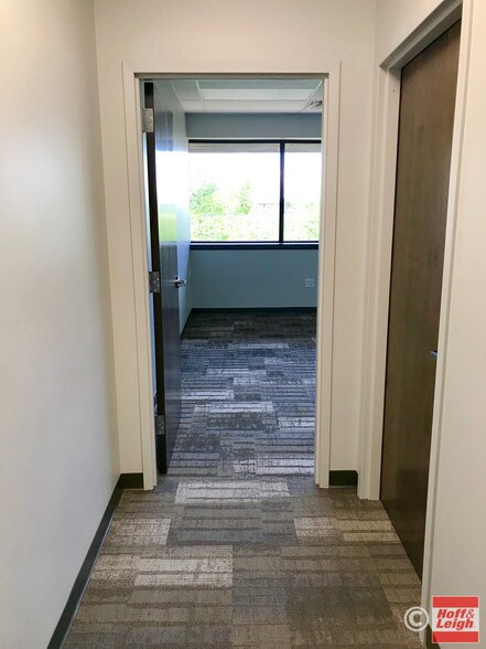 More Photos Of 1001 S Perry St, Castle Rock Medical For Sale
