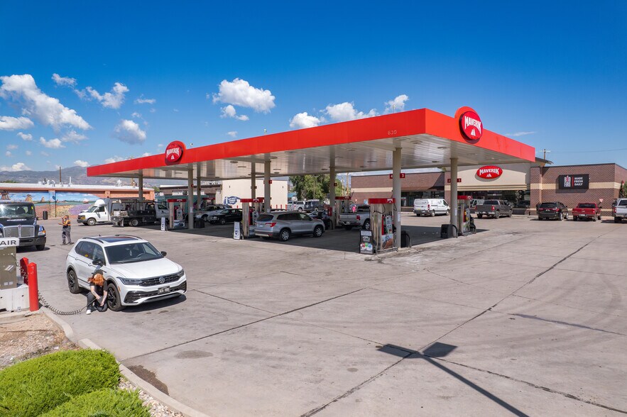 Primary Photo Of 620 E Fillmore St, Colorado Springs Convenience Store For Sale
