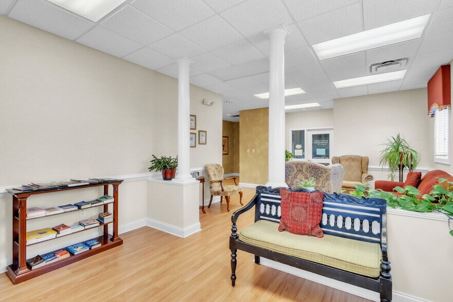 More Photos Of 2035 Valleygate Dr, Fayetteville Medical For Sale