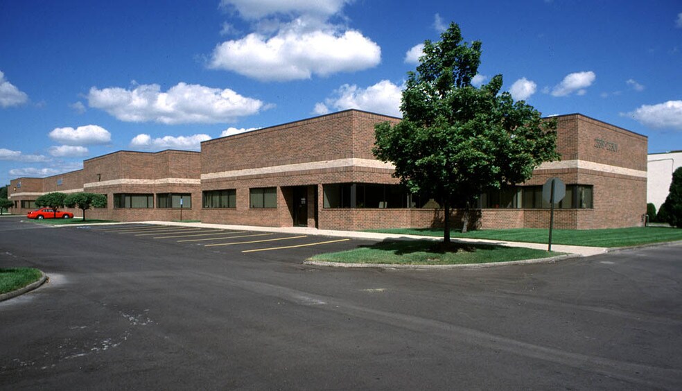 More Photos Of 25209-25235 Dequindre Rd, Madison Heights Unknown For Lease