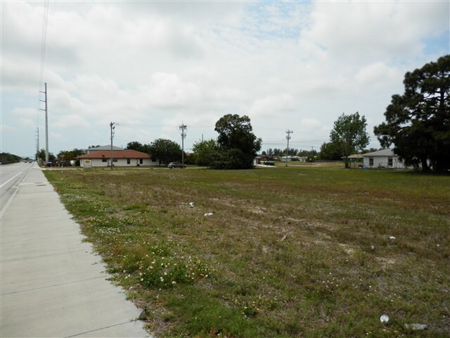 More Photos Of 1820 Santa Barbara Blvd, Cape Coral Land For Sale
