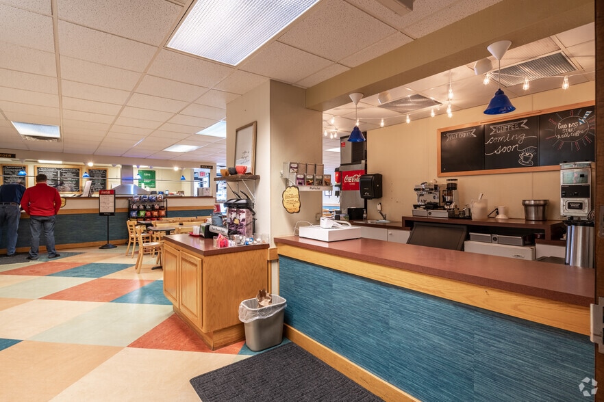 More Photos Of 7300 Metro Blvd, Edina Office For Lease