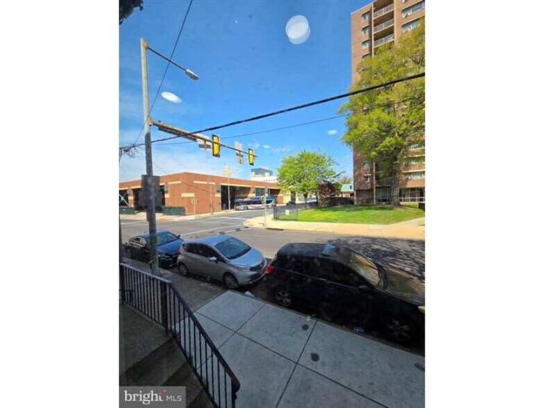 More Photos Of 804 Franklin St, Reading Office For Lease