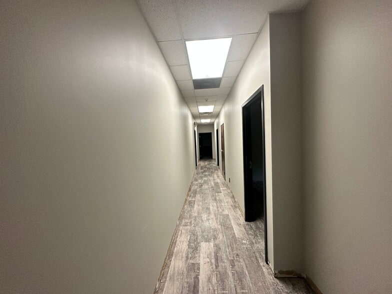 More Photos Of 4485 N Industrial Dr, Cumming Warehouse For Lease