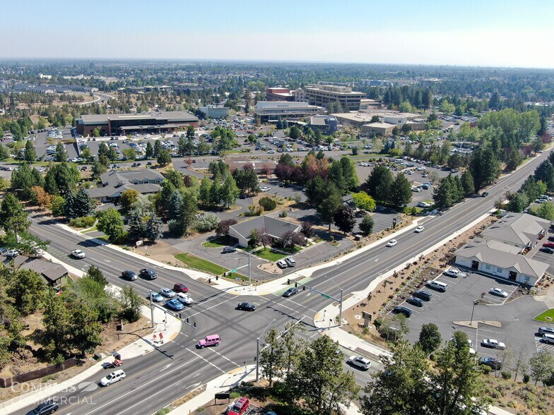 More Photos Of 2100 NE Neff Rd, Bend Medical For Lease