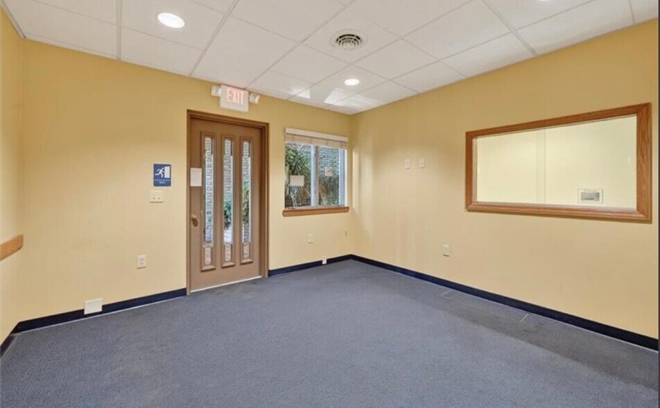 More Photos Of 155 E Market St, Blairsville Medical For Sale