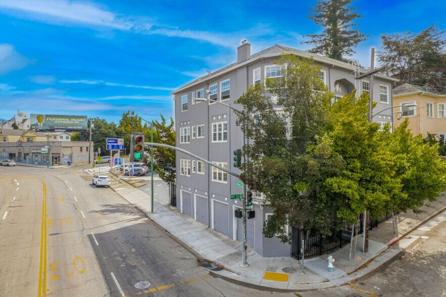 More Photos Of 1000 E 33rd St, Oakland Apartments For Sale