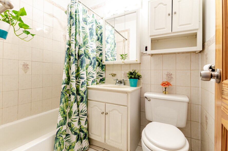 More Photos Of 47 Carroll St, Brooklyn Apartments For Sale