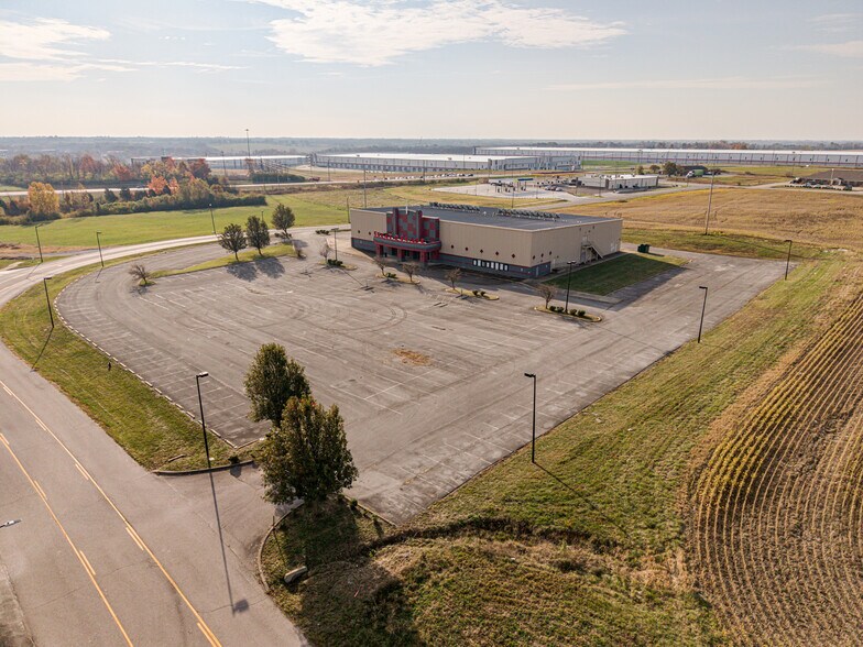 More Photos Of 250 Breighton Cir, Shelbyville Movie Theatre For Sale