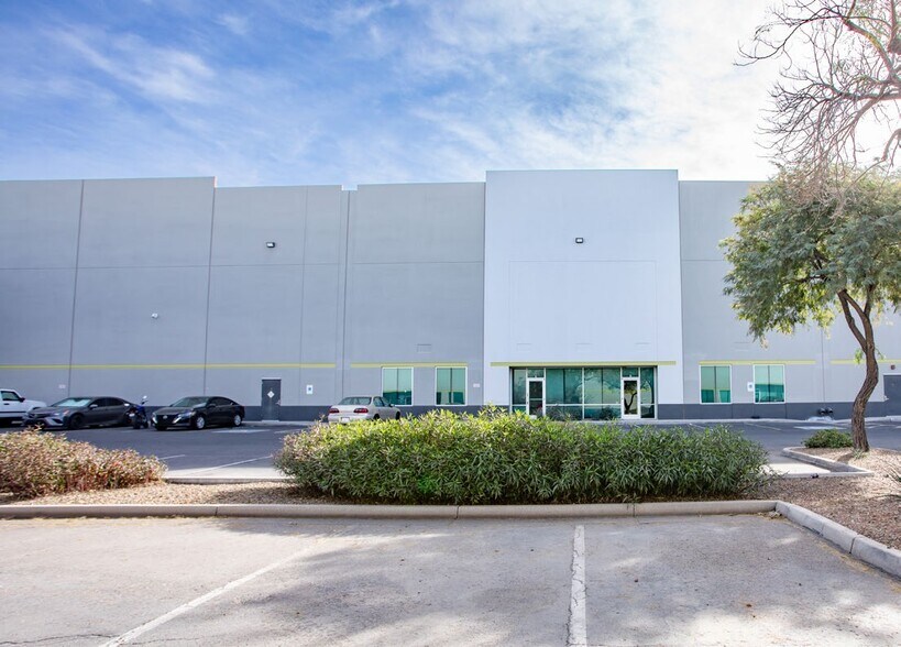 More Photos Of 10297 W Van Buren St, Tolleson Unknown For Lease