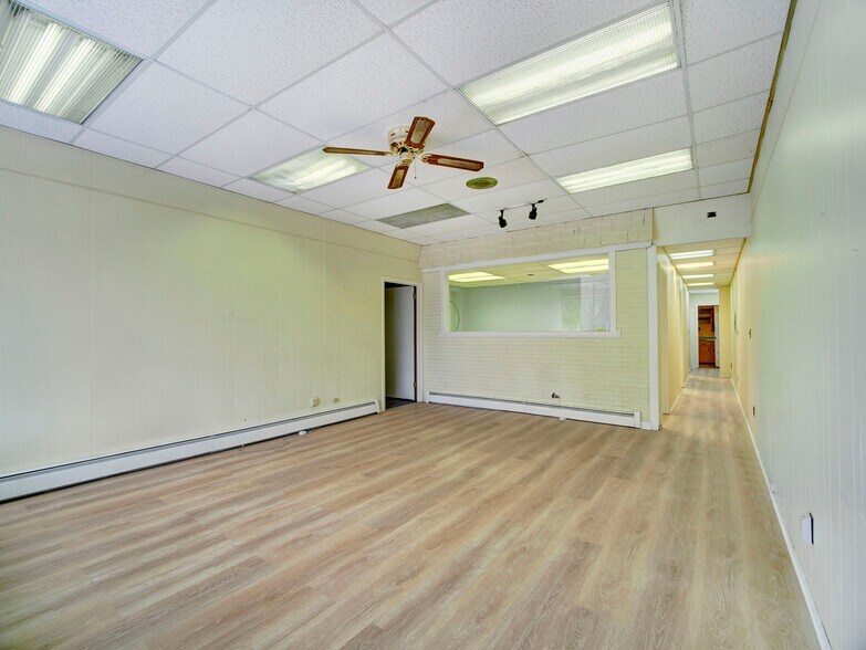 More Photos Of 510 Boulevard, Kenilworth Storefront Retail Residential For Lease