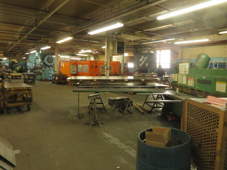 More Photos Of 1 Coan Pl, Metuchen Industrial For Lease