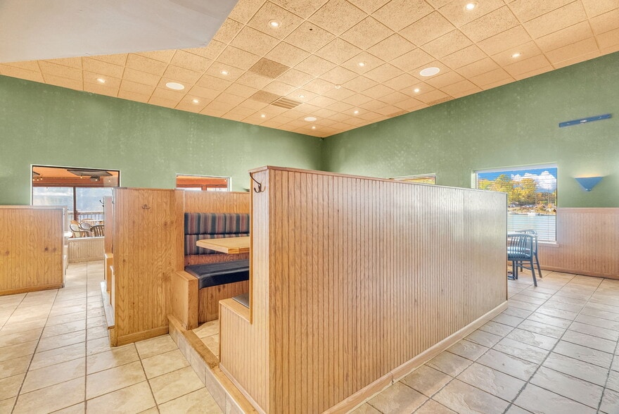 More Photos Of 119 Clinton Ave, Saint Clair Restaurant For Sale