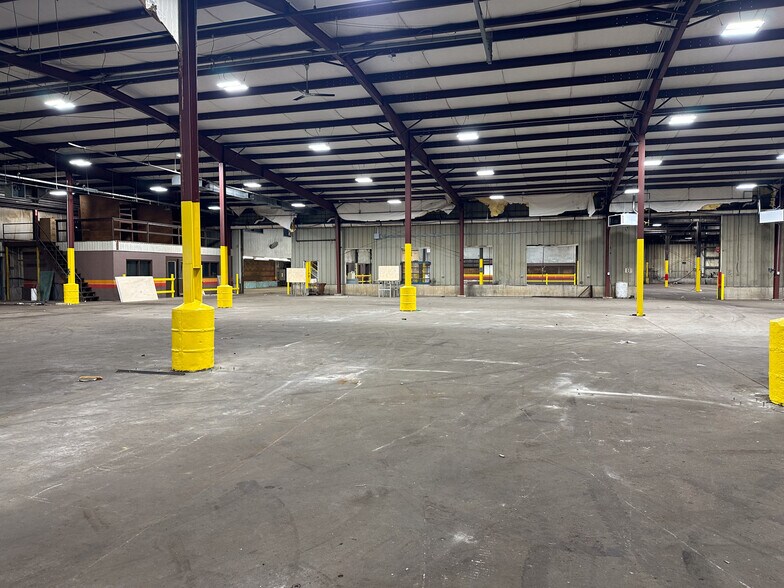 More Photos Of 9886 N Tudor Rd, Berrien Springs Warehouse For Sale